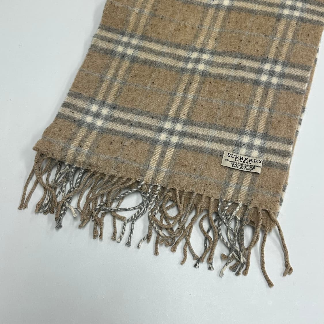 버버리 울 캐시미어 체크 머플러 상품이미지4