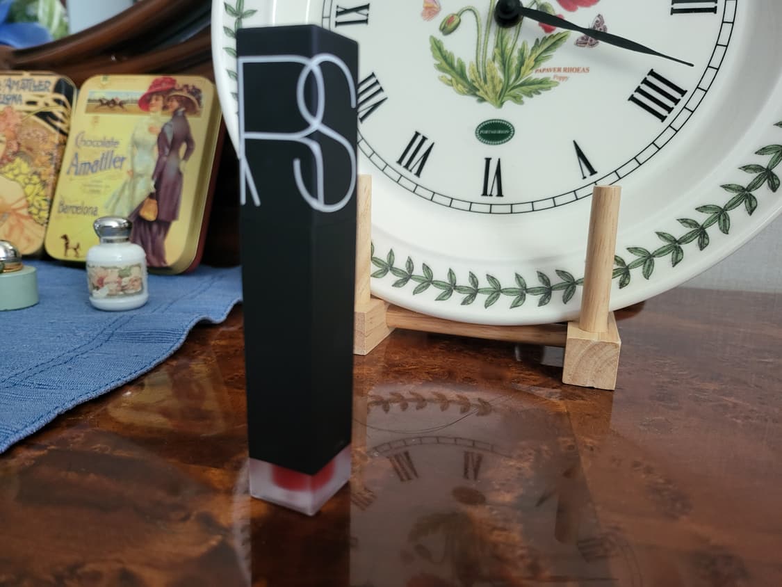 새상 나스 에어매트 gone  wild 건와일드 립틴트 상품이미지1