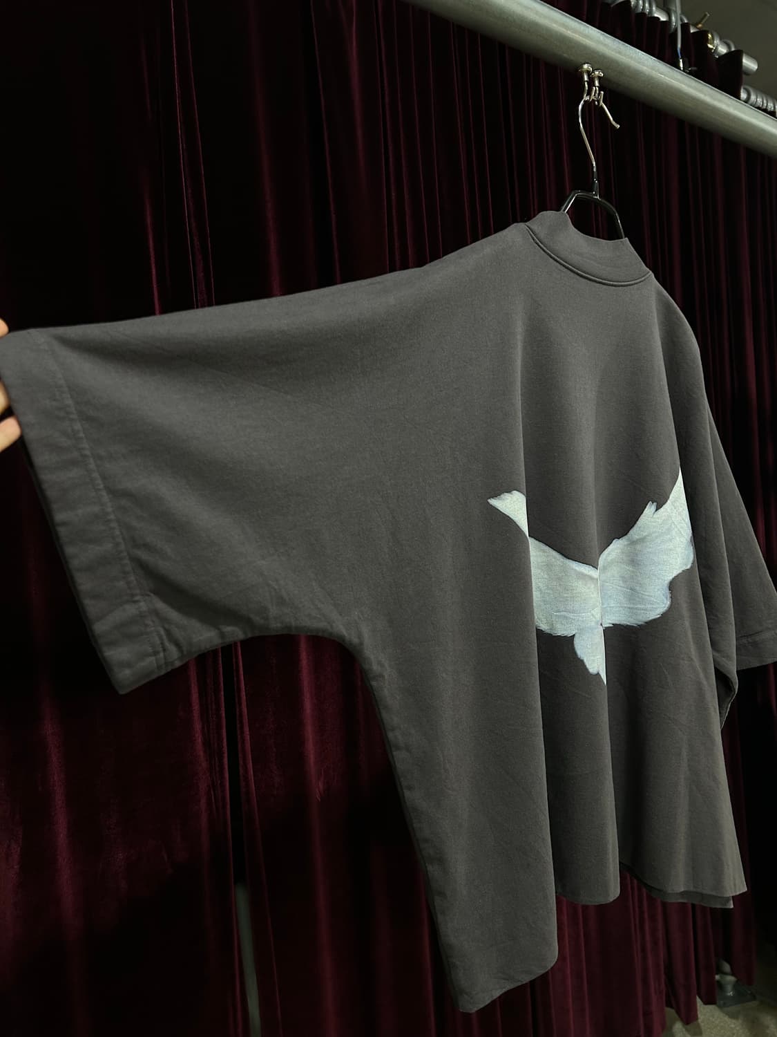 YEEZY DOVE T-SHIRT  상품이미지7