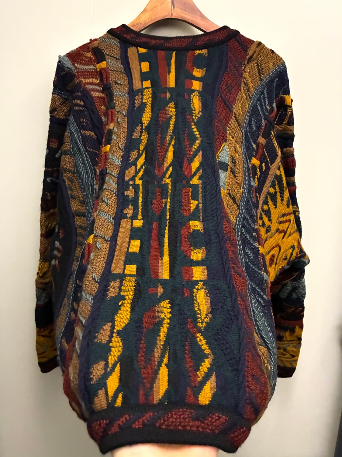 (M/103)Coogi 쿠지 3D 에스닉 빈티지 케이블 V넥 니트 상품이미지9