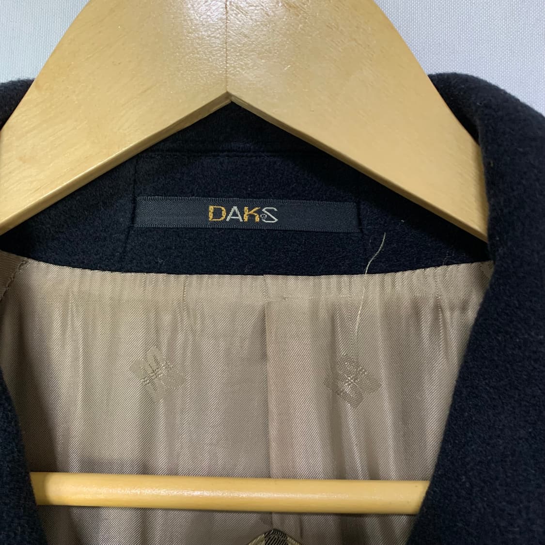 DAKS 블랙 버튼 울 코트 빈티지 남녀공용  상품이미지10