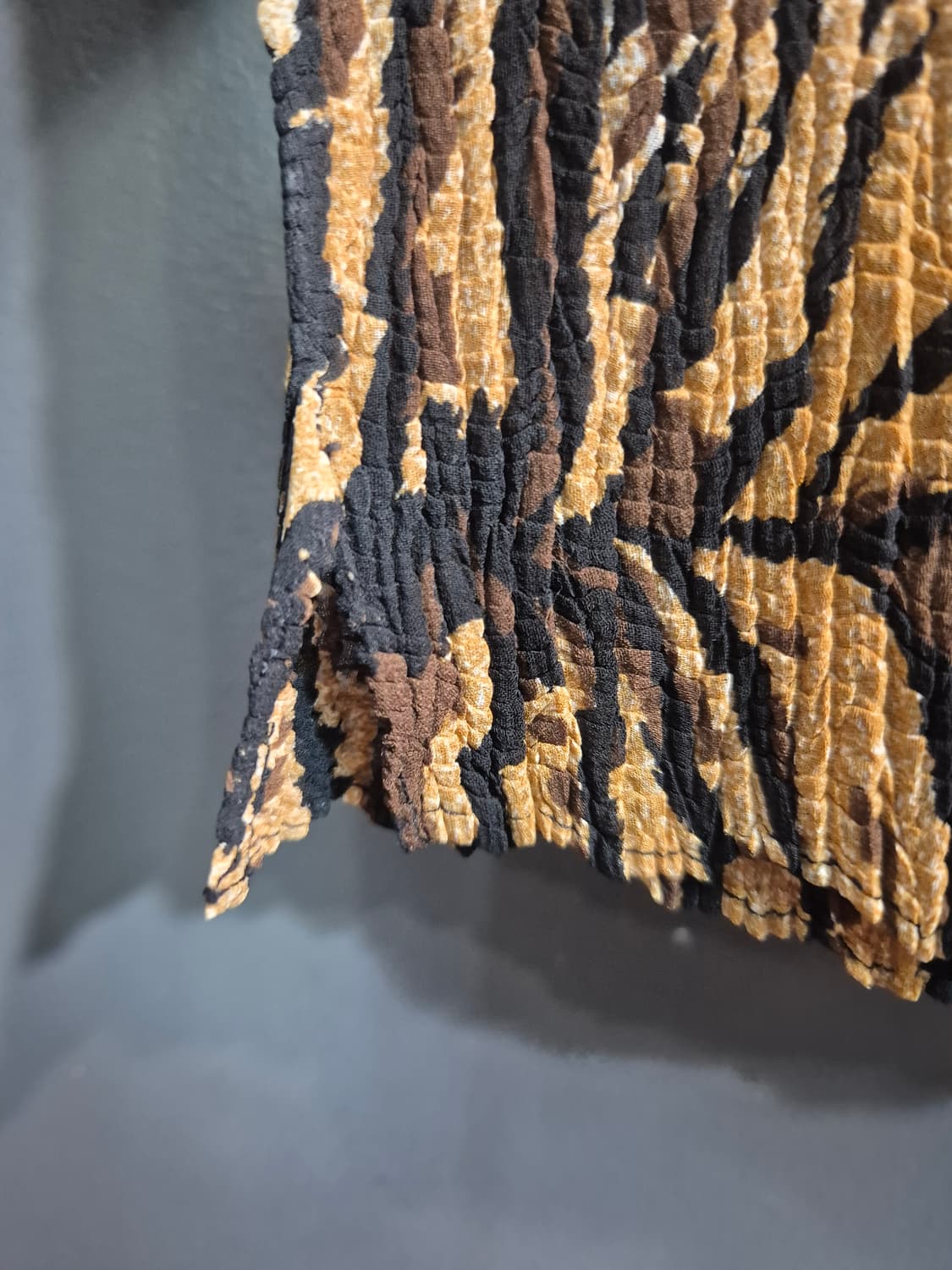 Yanco 호랑이무늬 플리츠 주름 반팔 티셔츠 55 66 상품이미지6