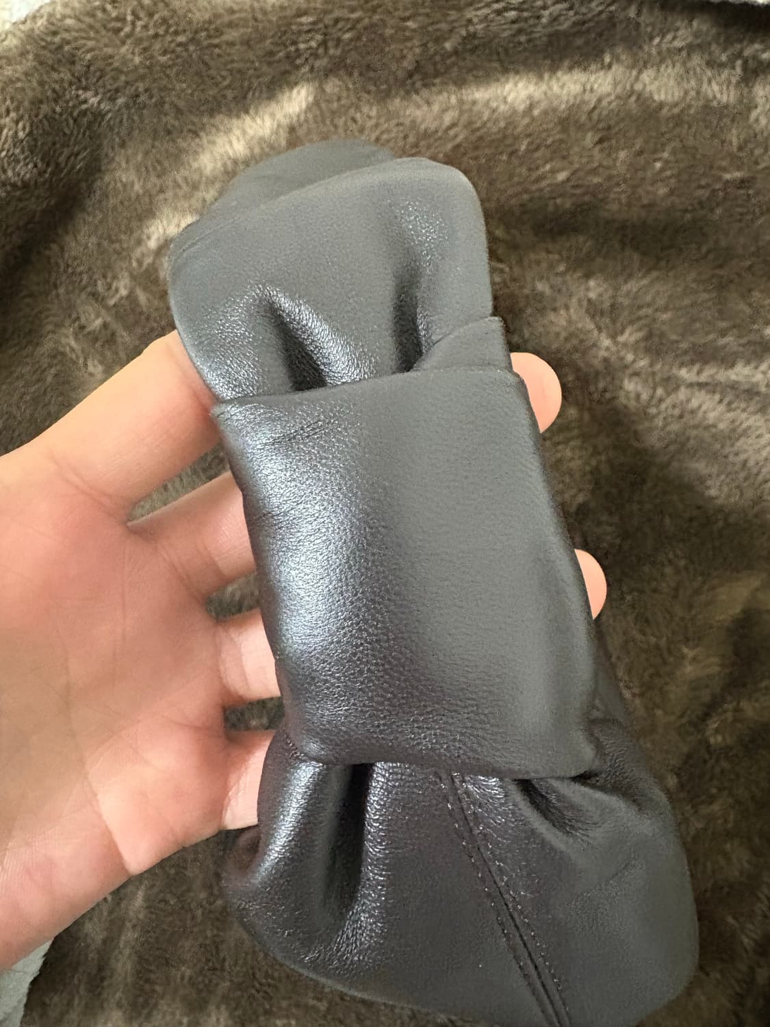 르메르 미니포춘 크로아상백 다크초콜릿 판매해요 상품이미지3