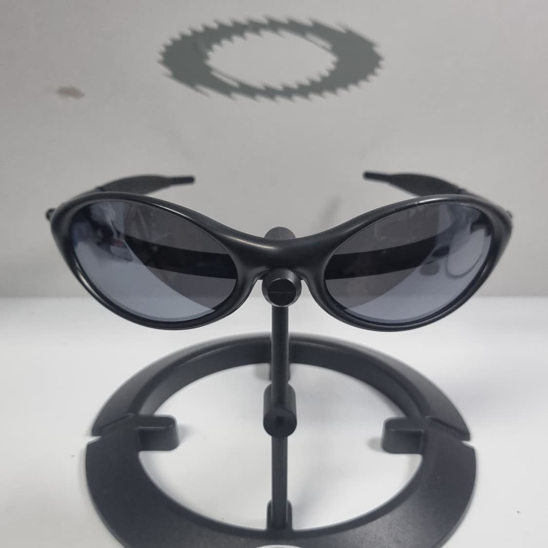 오클리 뉴 아이자켓(99) 블랙 새렌즈 상품이미지3