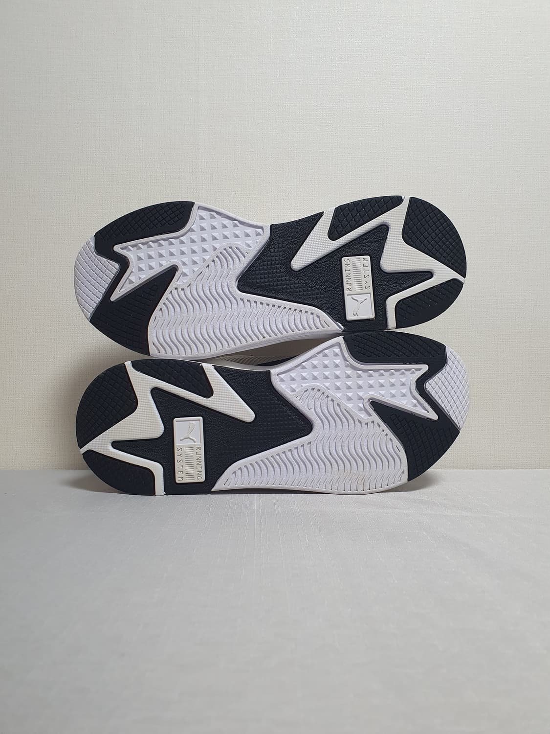 260mm 푸마 RS-X 코어 화이트 블랙 상품이미지8