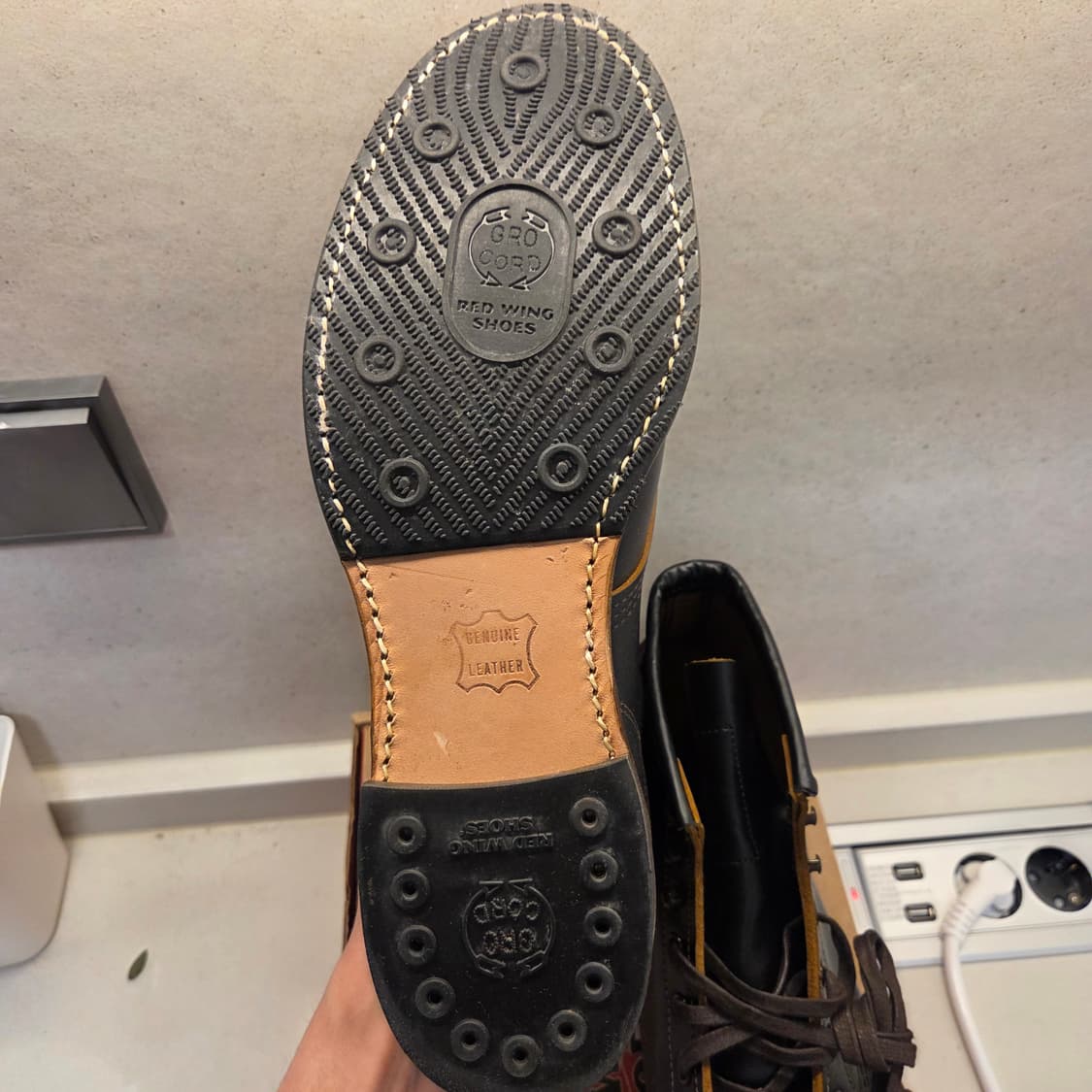 레드윙 벡맨 플랫박스 9060 블랙 클론다이크 9.5 상품이미지2