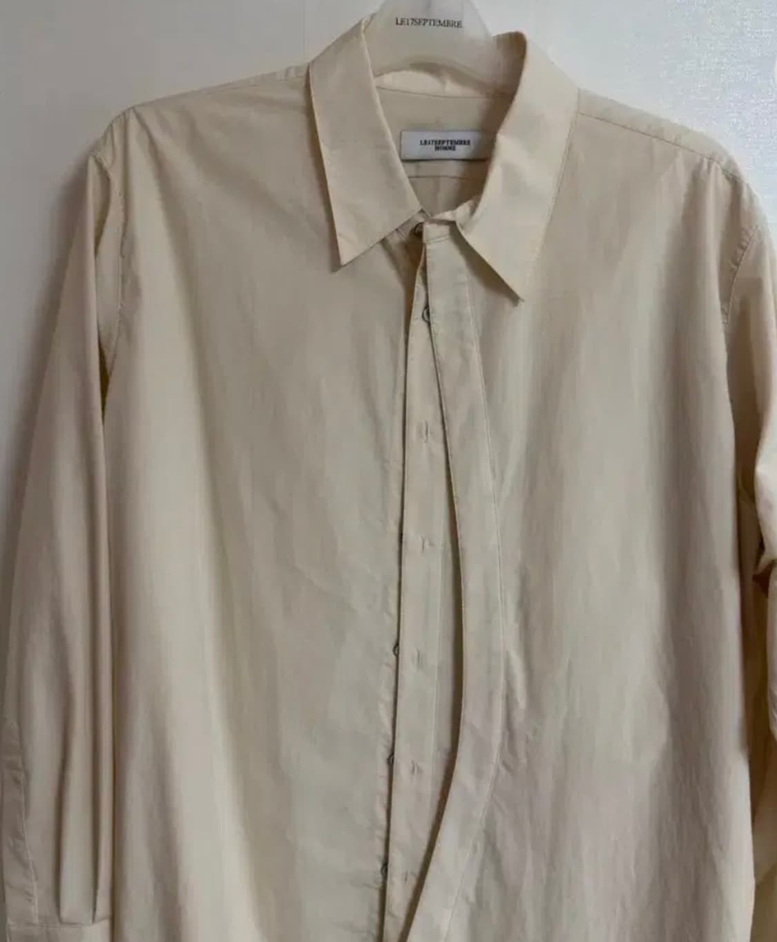 르셉템버 비대칭 셔츠 (김충재 착용) 상품이미지2