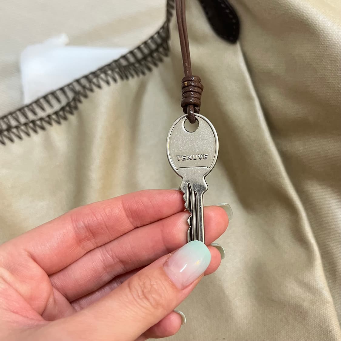 테누브 보르 빅 숄더백  상품이미지9