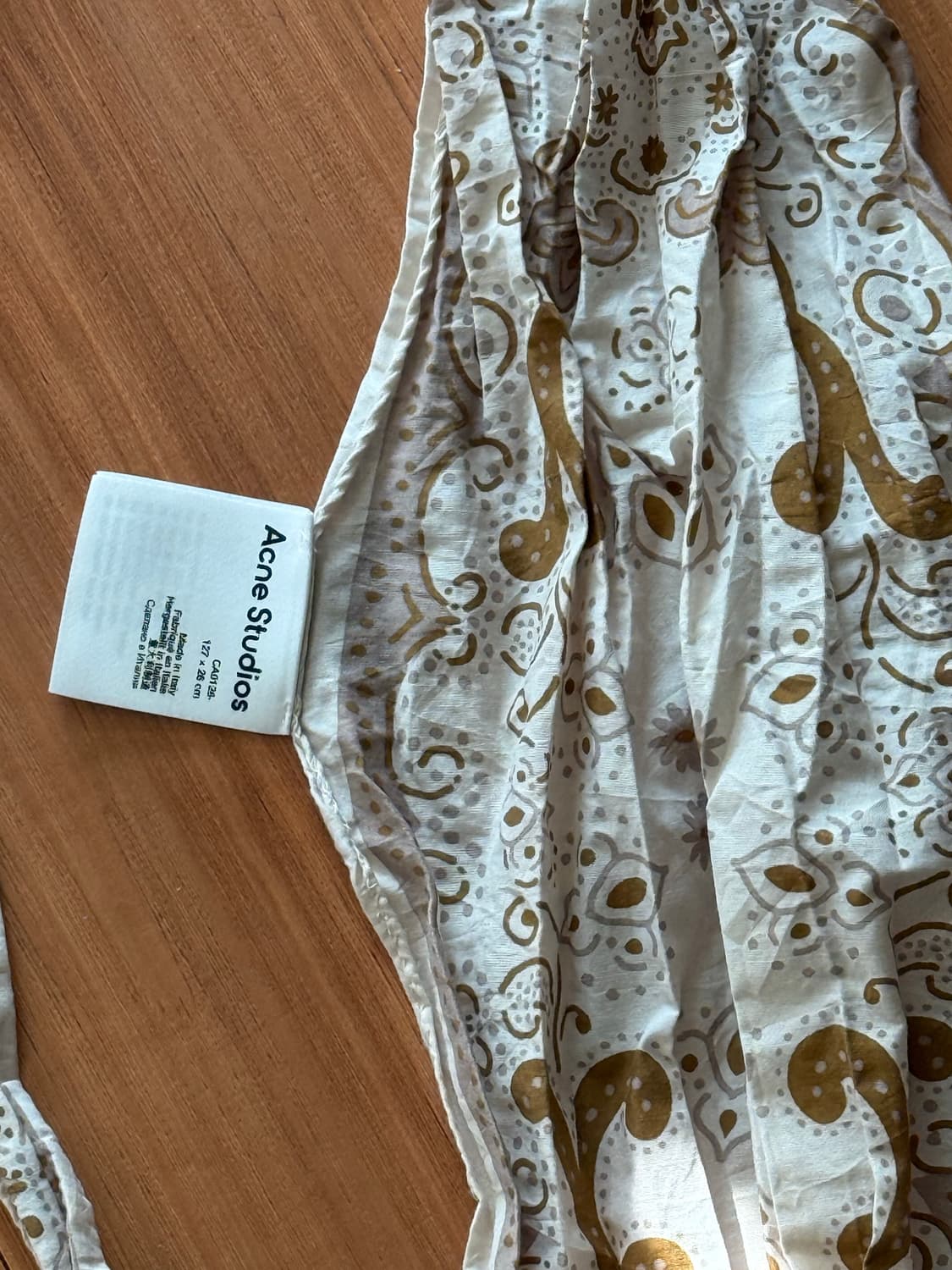 아크네스튜디오 실크 스카프 상품이미지2