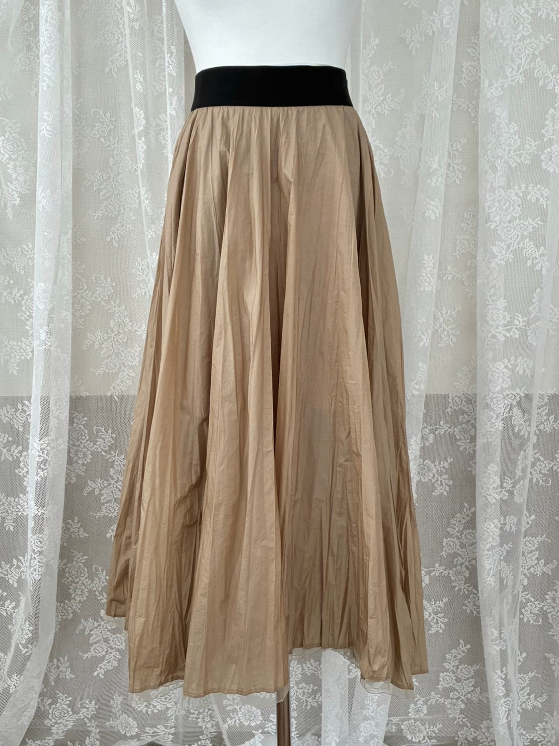 64-94) 한섬 타임 23 TIME 나일론 롱스커트 베이지 상품이미지1