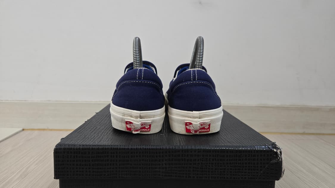 245 반스 볼트 OG 클래식 슬립온 네이비 상품이미지4