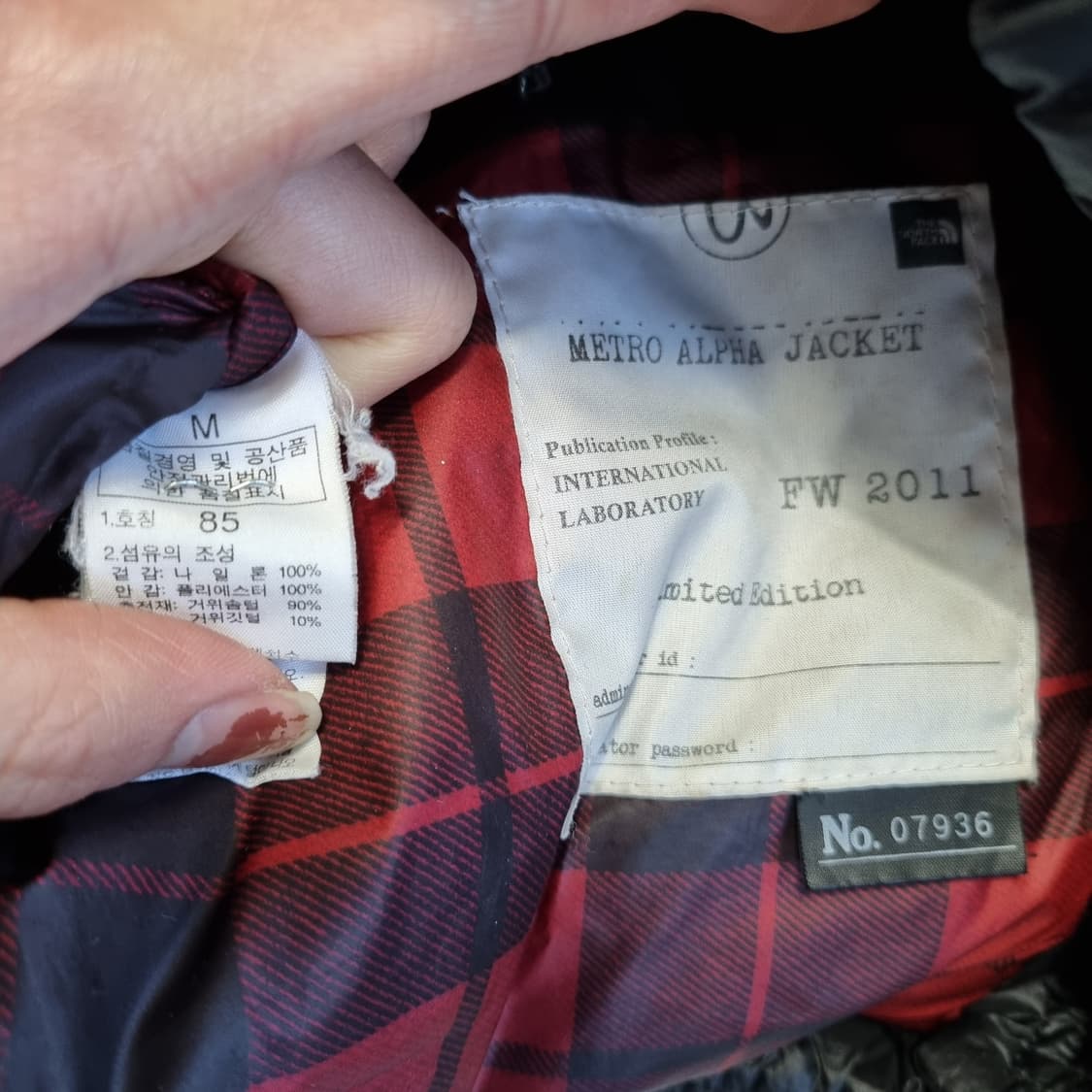 노스페이스 850LTD 한정판 패딩  상품이미지5