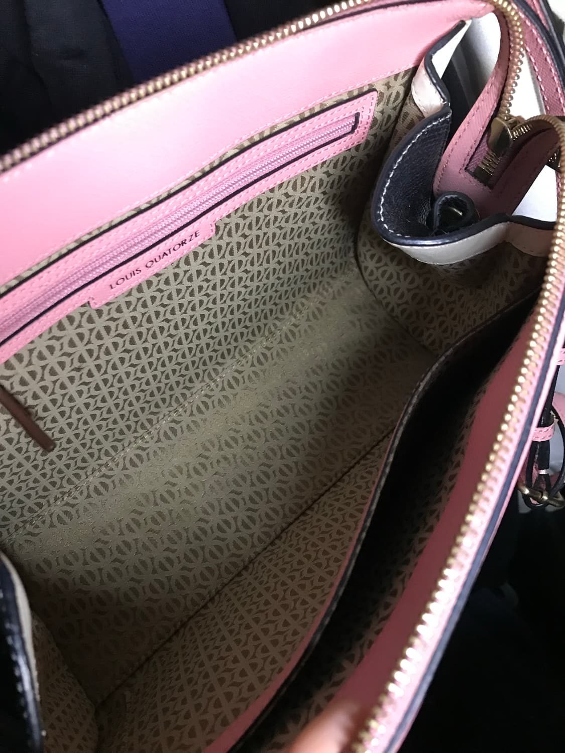 루이까또즈 핑크 숄더백  상품이미지2