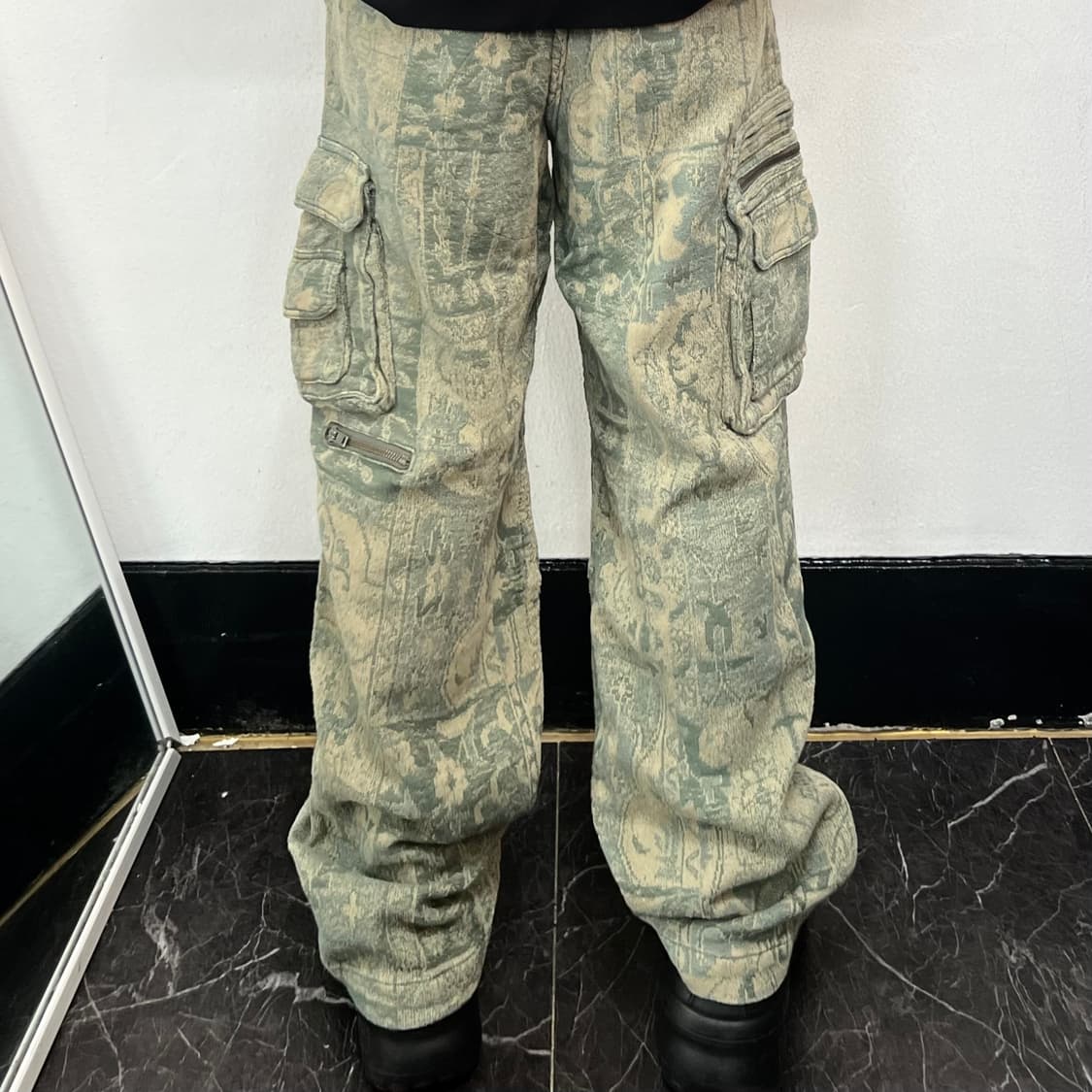 디스이즈네버댓 크레이지 멀티집 카고 팬츠 상품이미지3