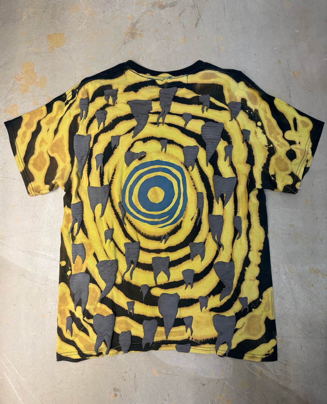 EPI•TAPH Gothic print T-shirts 상품이미지4