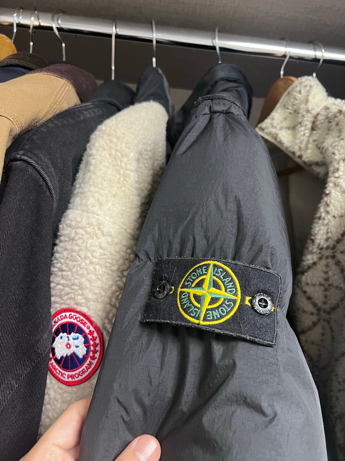 스톤아일랜드 22FW 크링클랩스 논후드 패딩 블랙 L 상품이미지3