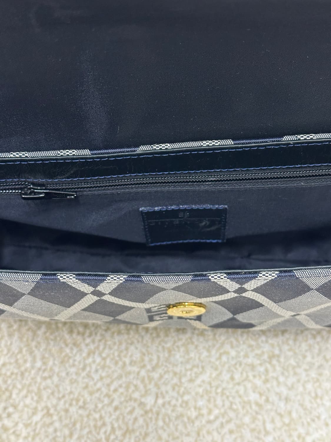 지방시 숄더백 상품이미지8