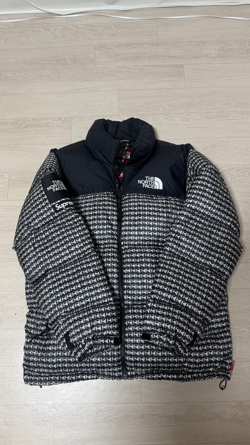 슈프림 x 노스페이스 스터드 눕시 자켓 블랙 - 21SS 팝니다. 상품이미지2