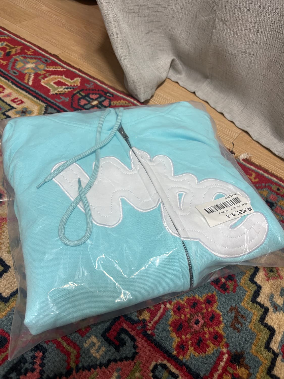 웨이브투어스  2026 엠디 굿즈 후드집업 상품이미지2