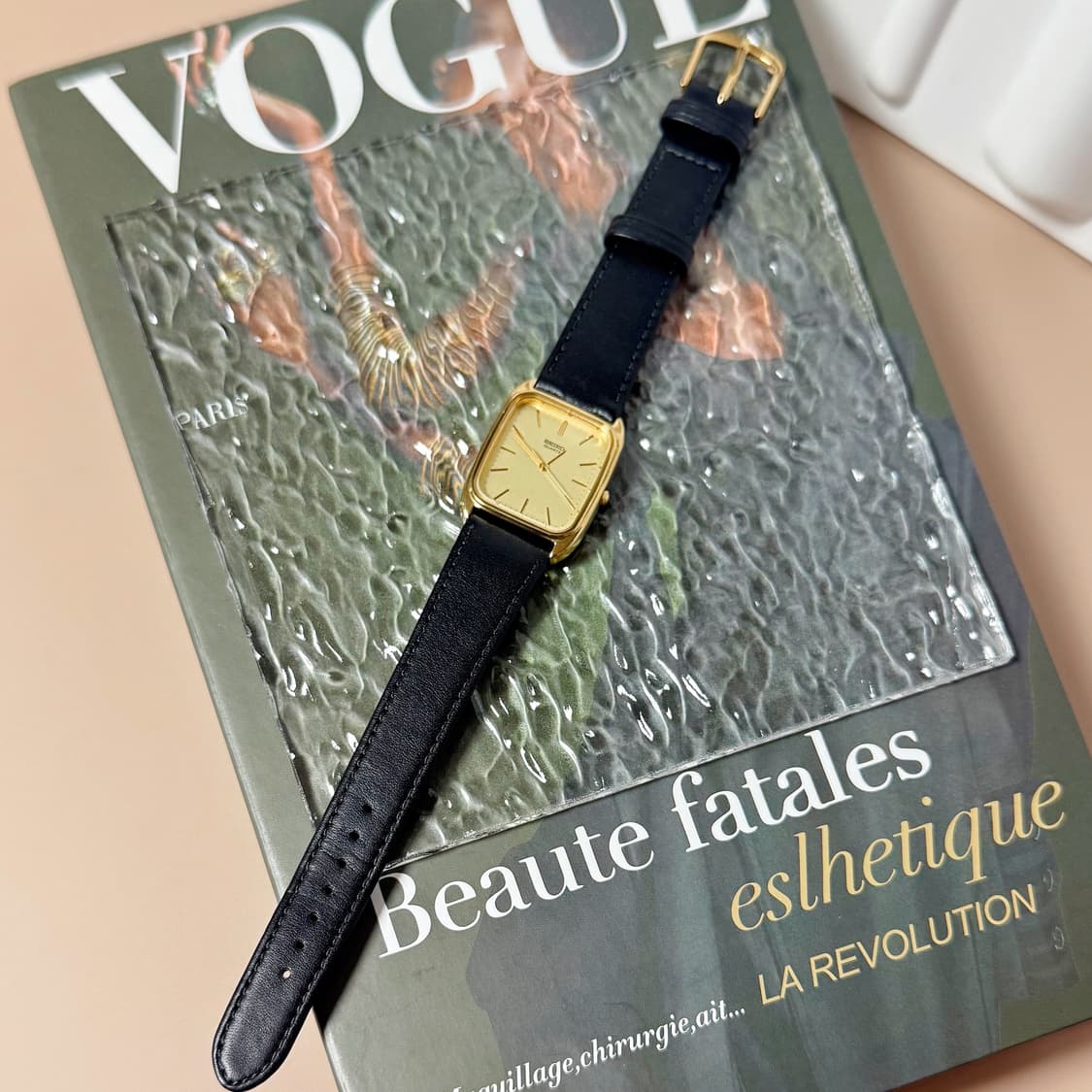 세이코 빈티지 쿼츠 골드 탱크 시계 상품이미지1