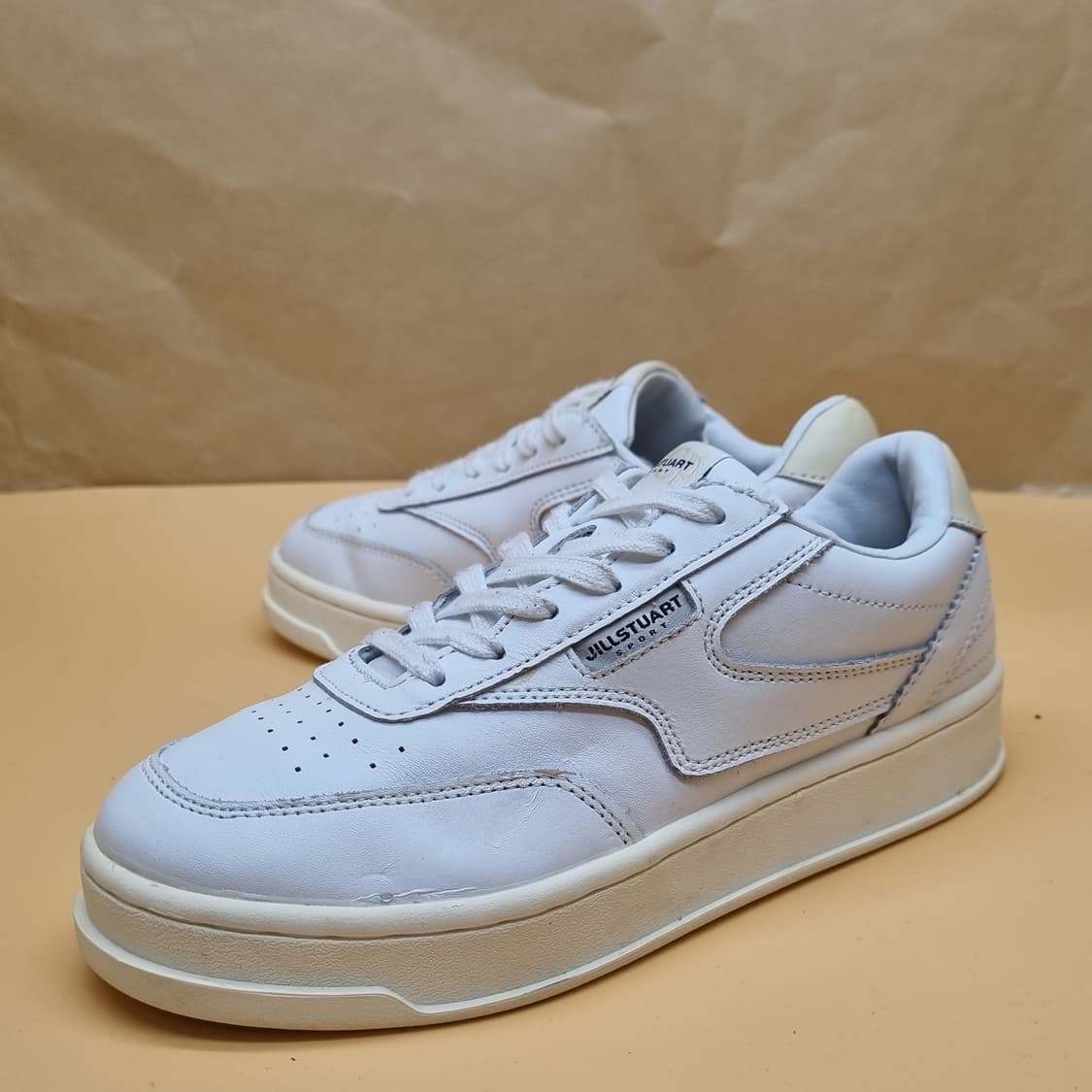 질스튜어트 여성가죽 스니커즈240 상품이미지1