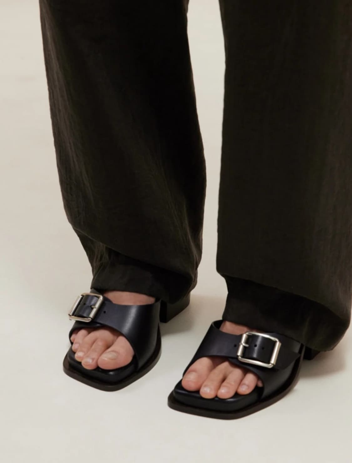 Lemaire 르메르 스퀘어힐 블랙 상품이미지1