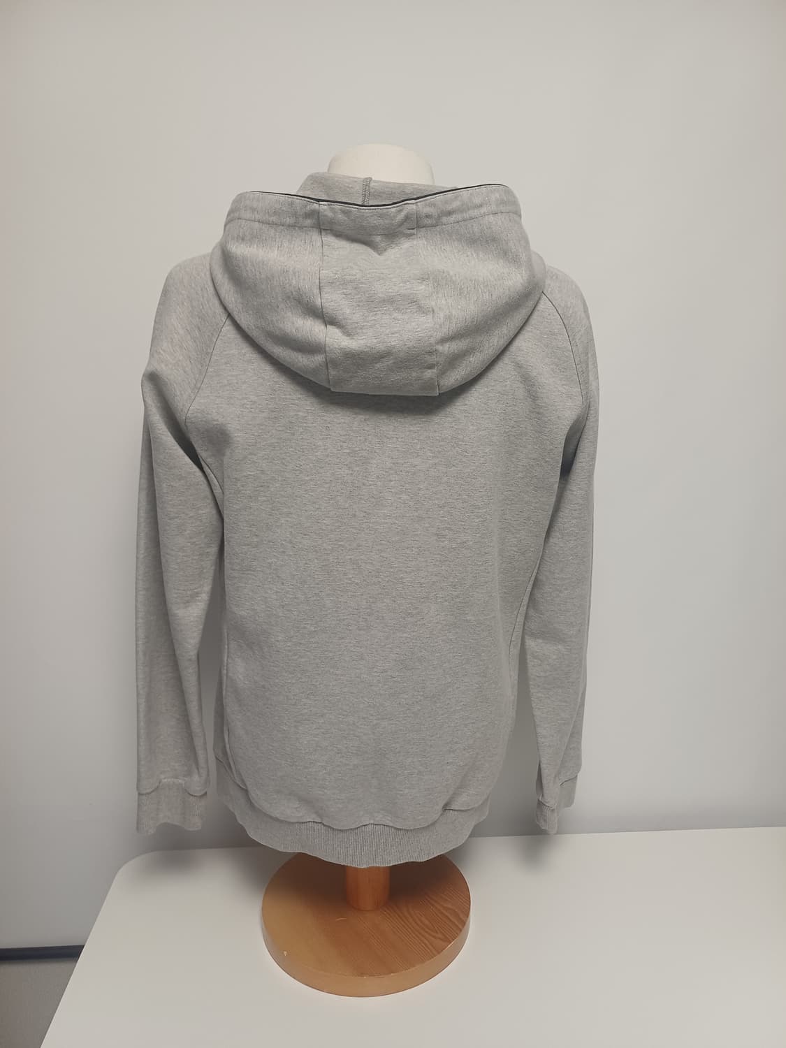 [정품] 데상트 ATHLETIC 로고 후드티 (실측 100) 상품이미지3