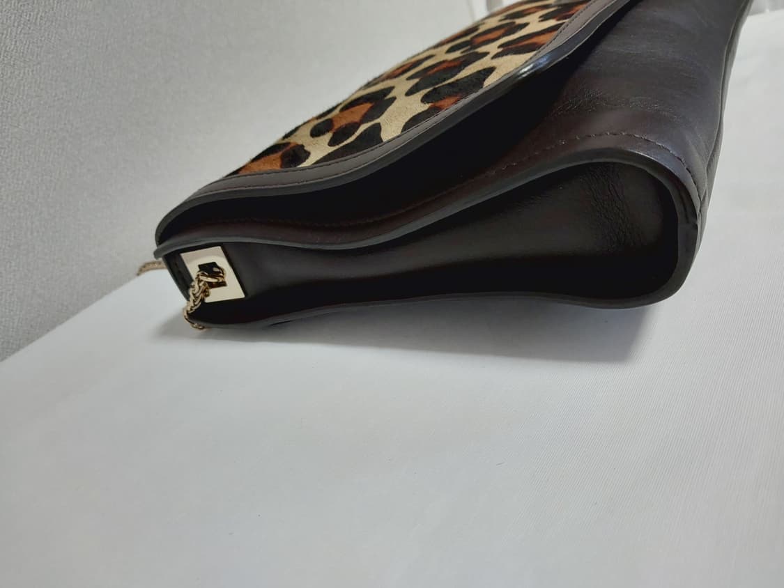 정품 발렌시아가 레오파드 송치백 상품이미지5