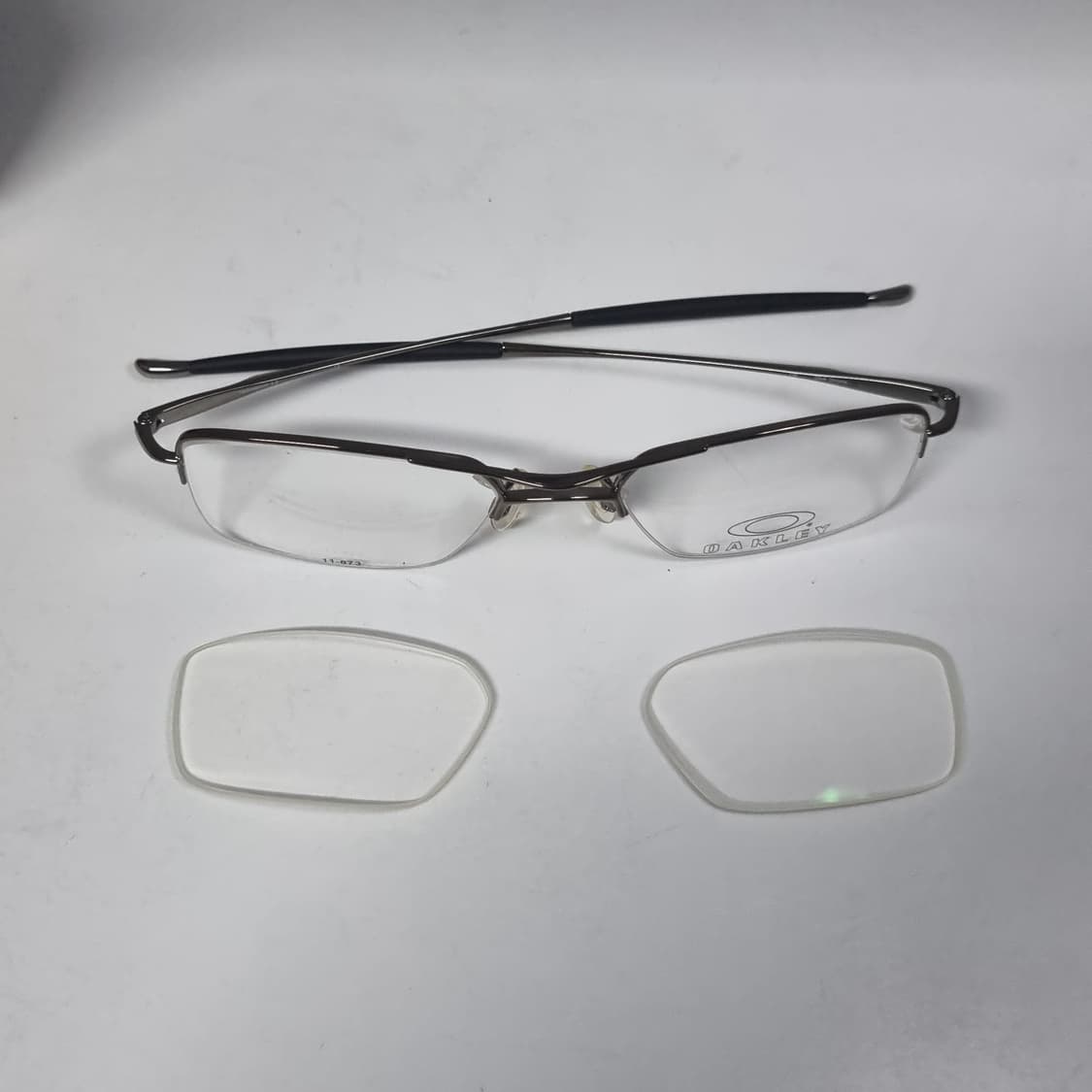 오클리 반무테 안경 RX 할로우포인트 올리브크롬 상품이미지10