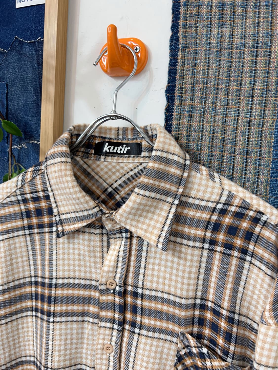 KUTIR   Loose-Fit Flannel Shirt 상품이미지4