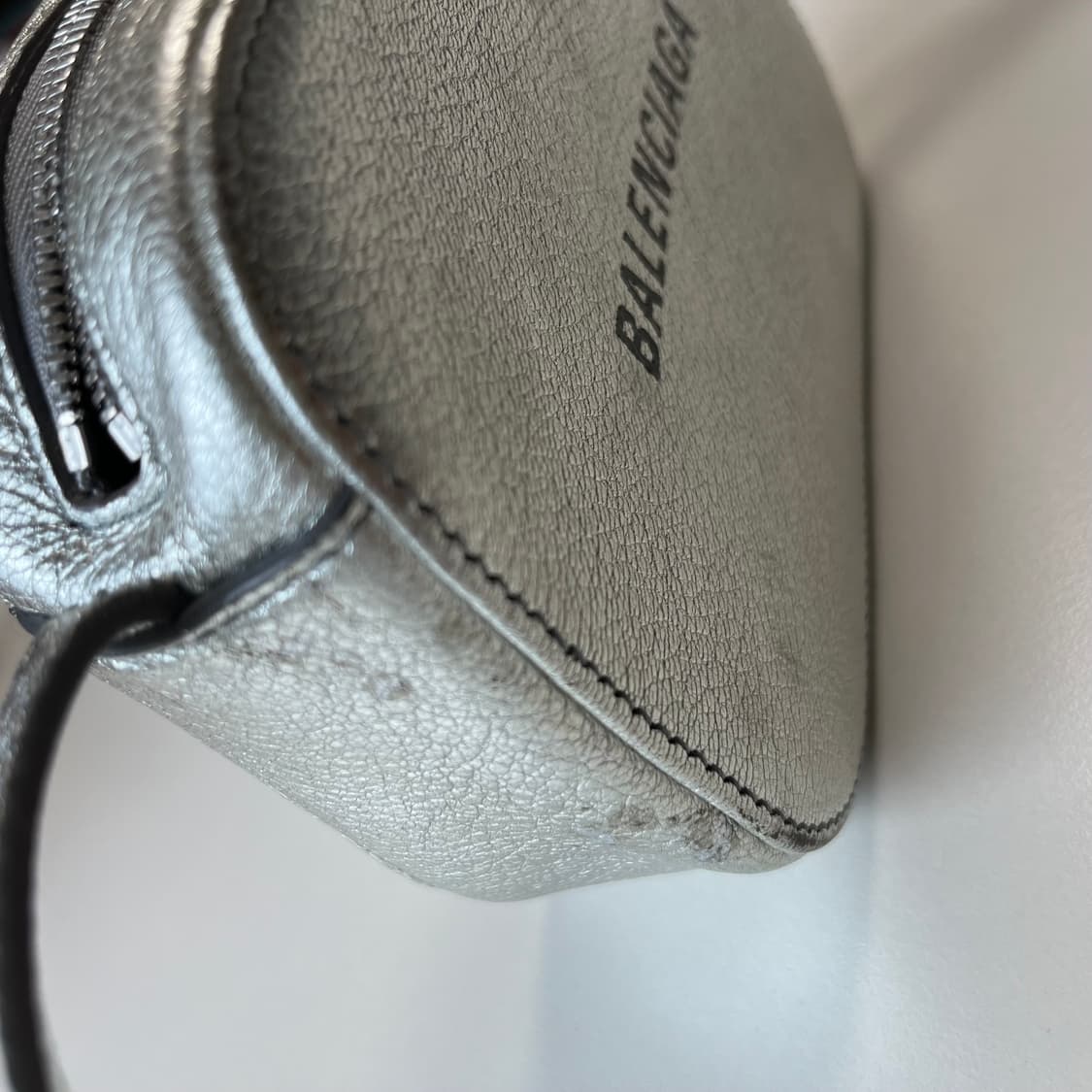 에브리데이 카메라백 실버 xs 상품이미지4