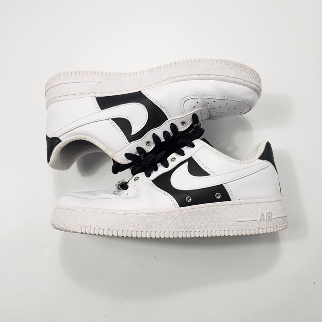 나이키 에어포스 1 화이트 블랙 265 상품이미지2