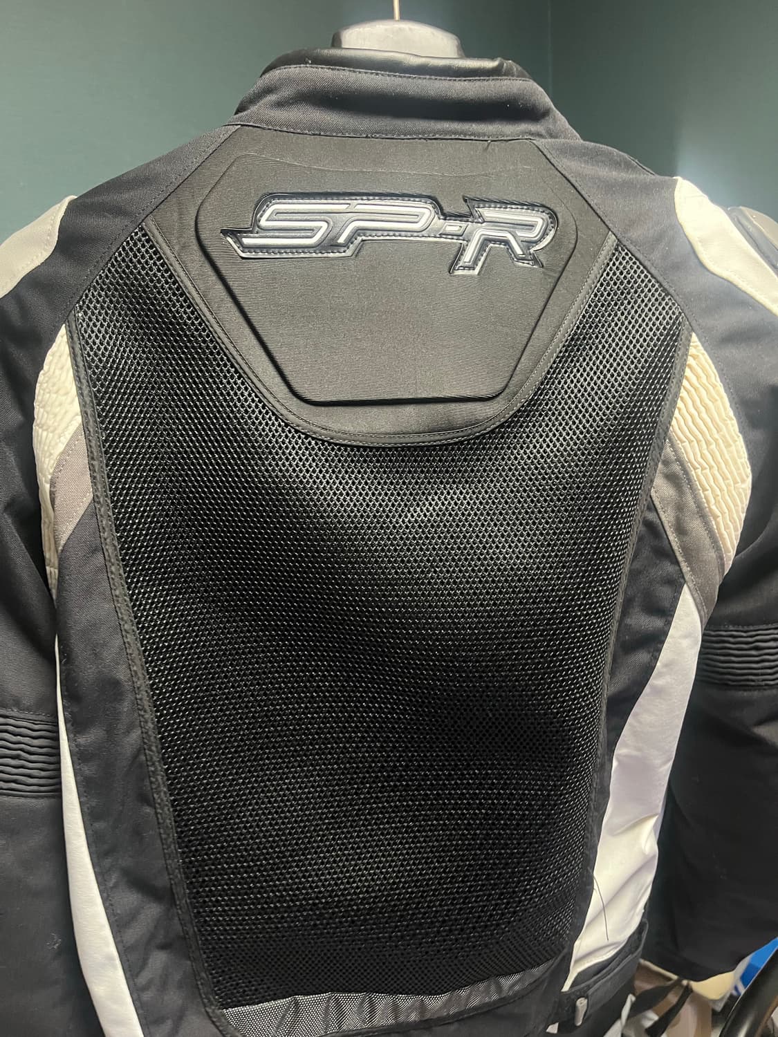 다이네즈 자켓  상품이미지3