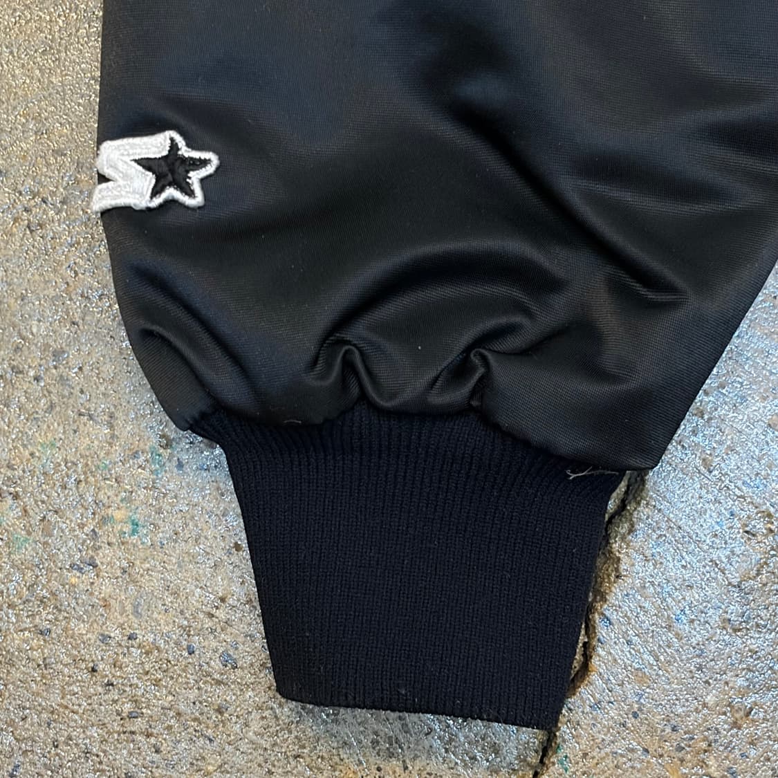 90s Made in USA 빈티지 스타터 NFL 팰컨스 패딩점퍼 상품이미지8