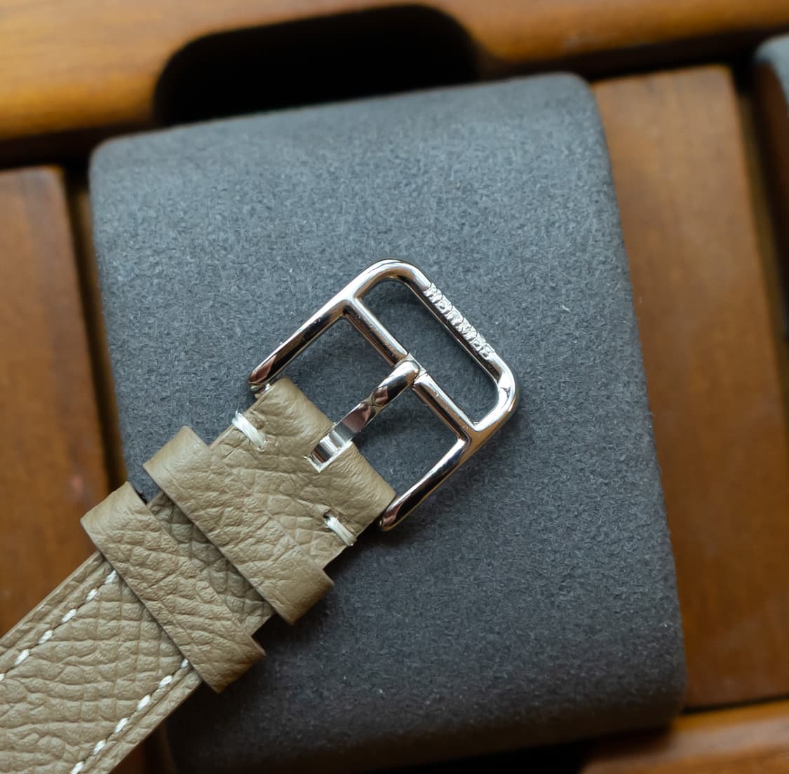 에르메스 H아워 다이아 자개판 시계 상품이미지5