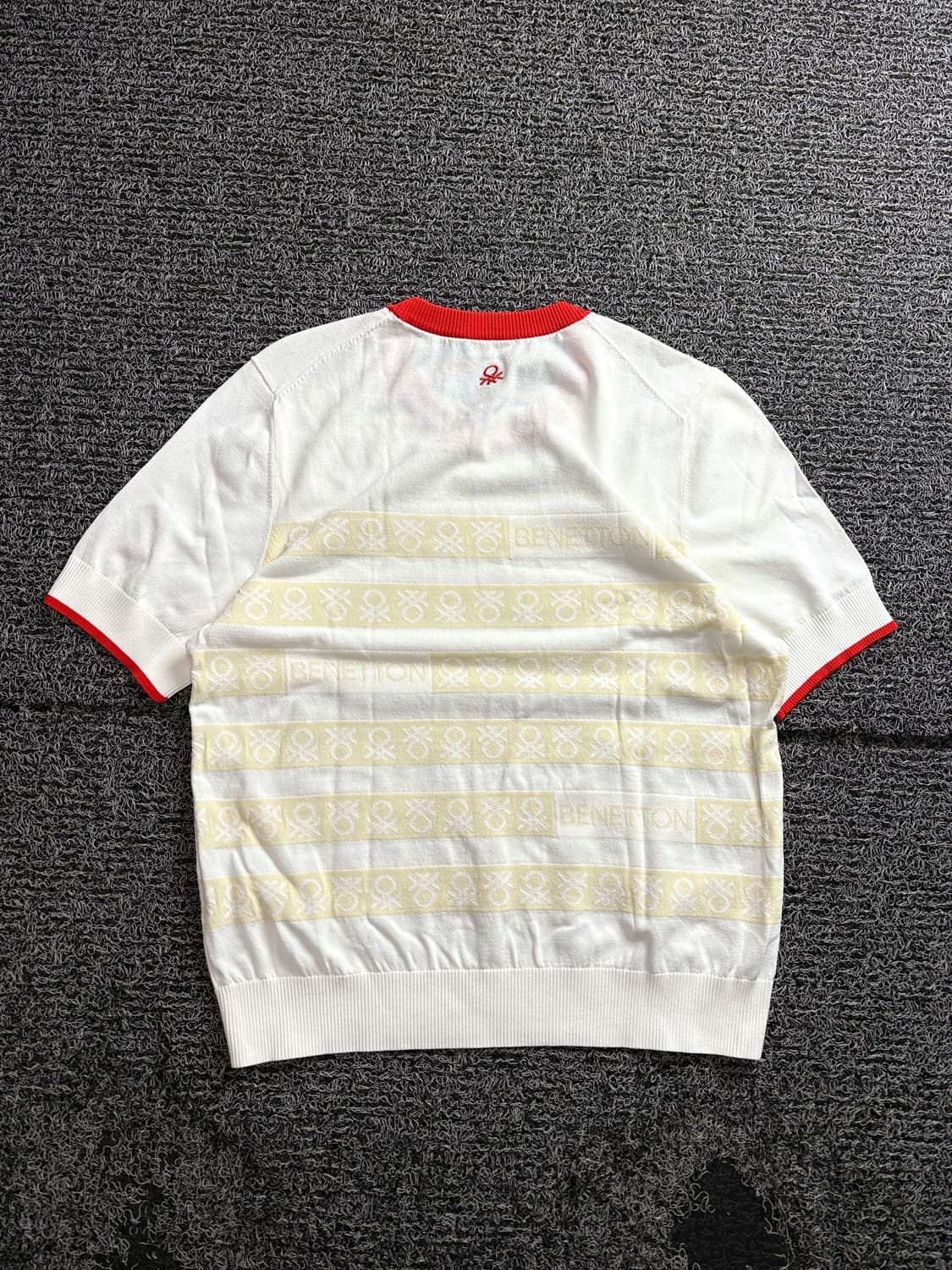 베네통 아카이브 패턴 링거티 반팔 니트 3179 상품이미지5