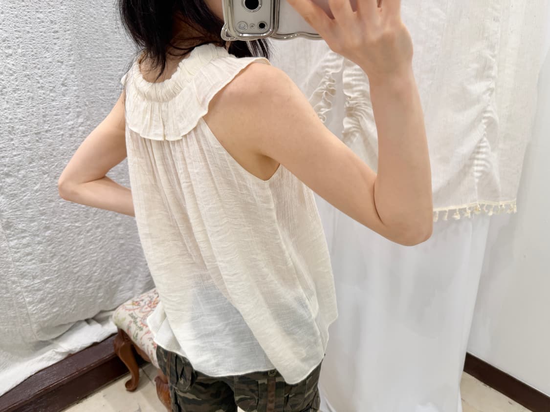 Ivory summer sleeveless blouse 상품이미지4