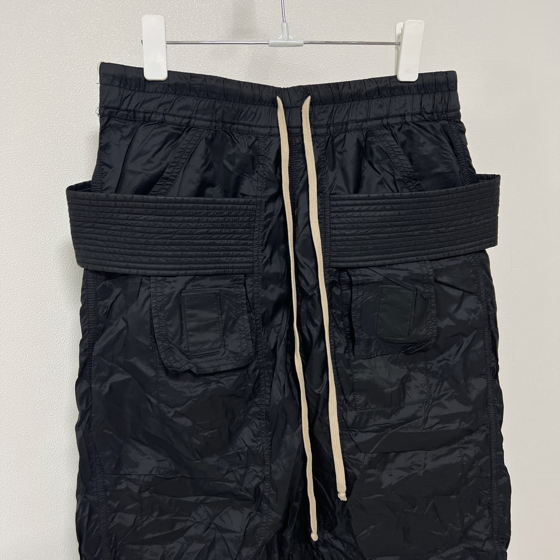 릭오웬스 17SS 다크쉐도우 나일론 태권도 카고 쇼츠 블랙 상품이미지4