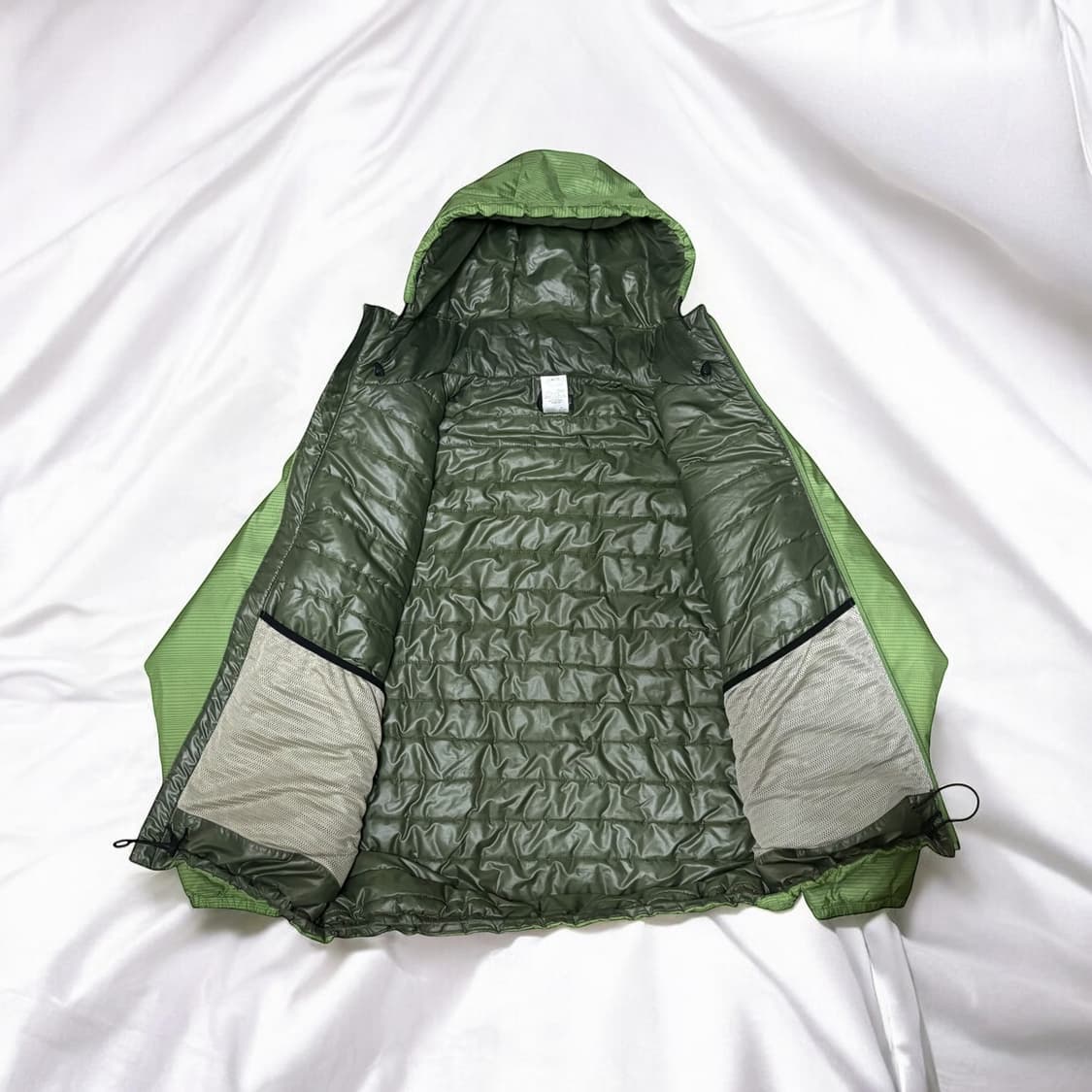 Patagonia Micro Puff Hoody 상품이미지3