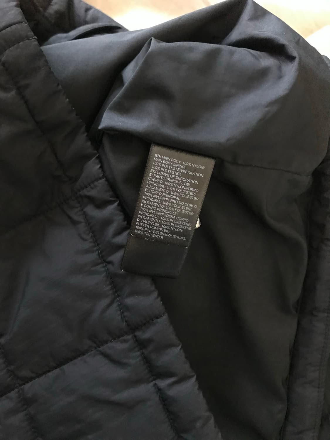 노스페이스 신형택 해외판 윈드 경량 패딩 블랙 상품이미지8