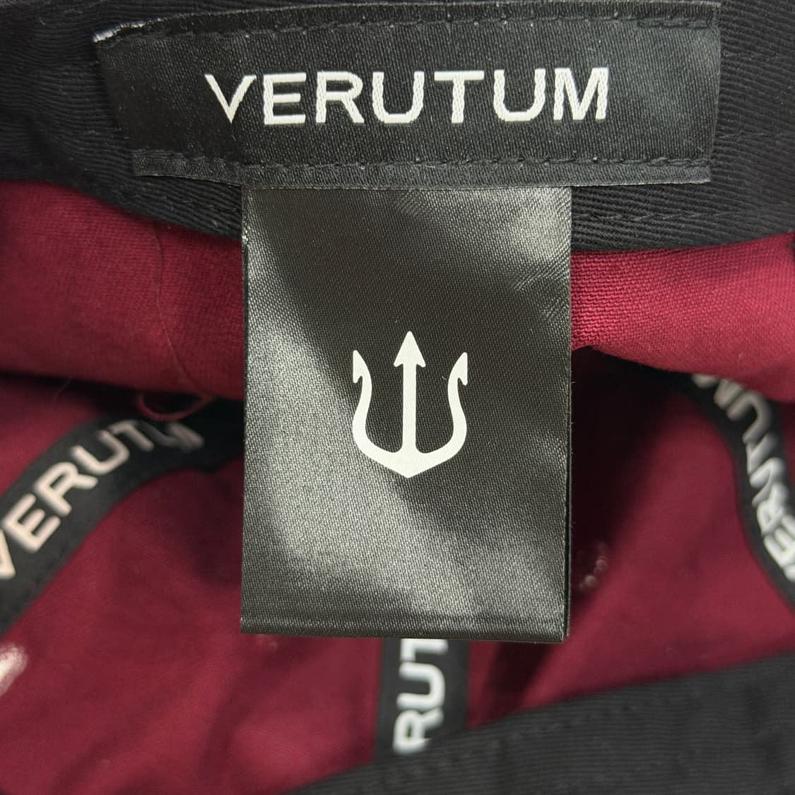 베루툼 삼지창 로고 볼캡 모자 버건디 레드 상품이미지4