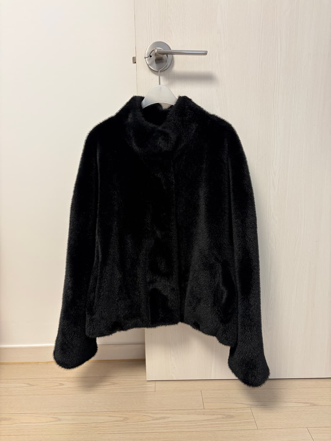 Ore ria fur jumper black (오어 리아 퍼 점퍼 블랙) 상품이미지4