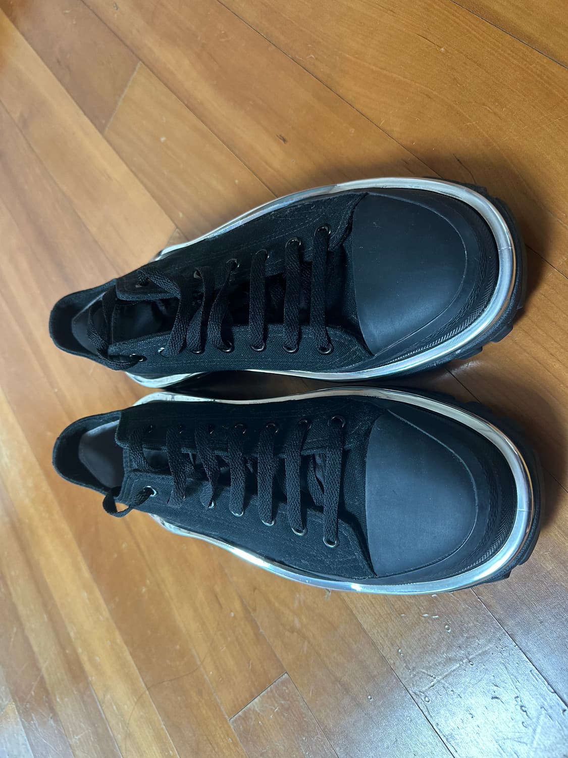 아디다스 라프시몬스 뉴러너 270 블랙 크롬 상품이미지2