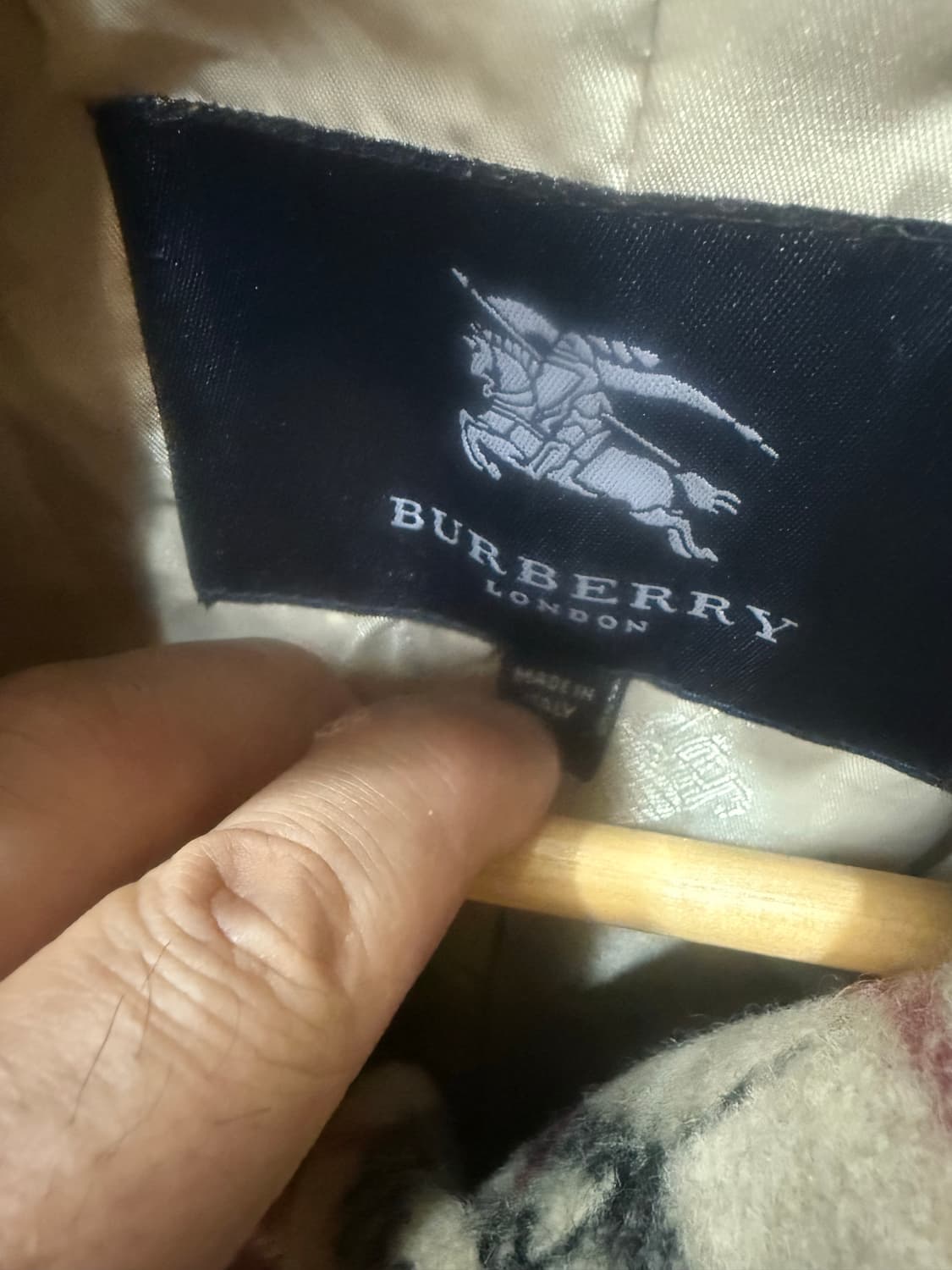 10/66 정품 버버리 노바체크 롱 코트 팝니다 상품이미지3