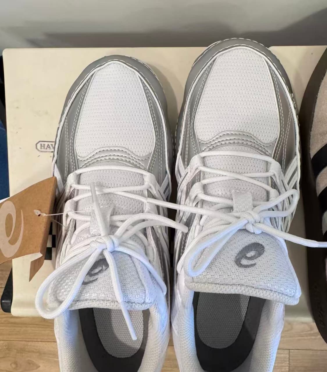 아식스 하이퍼싱크 화이트 퓨어 실버 240mm 상품이미지4