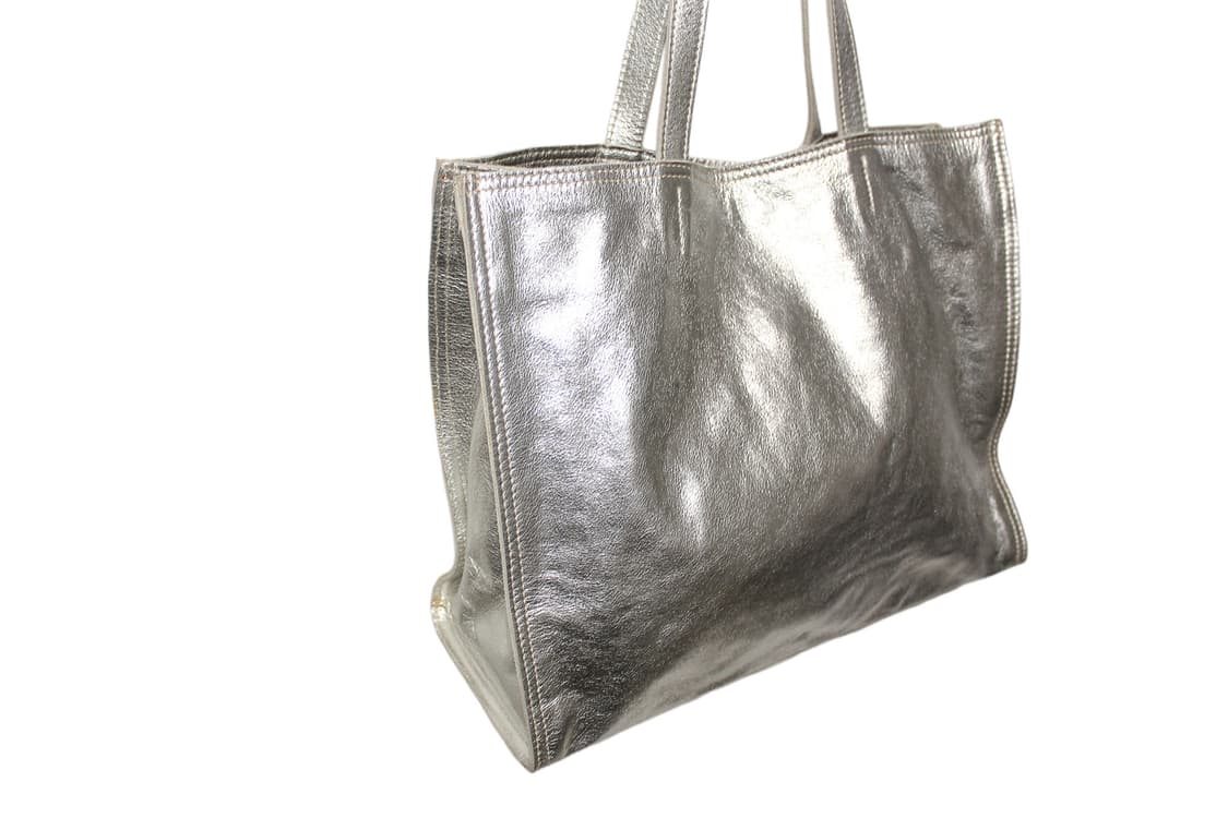 2000s ITALY 10 PELLE 메탈릭 스컬 토트백 상품이미지5