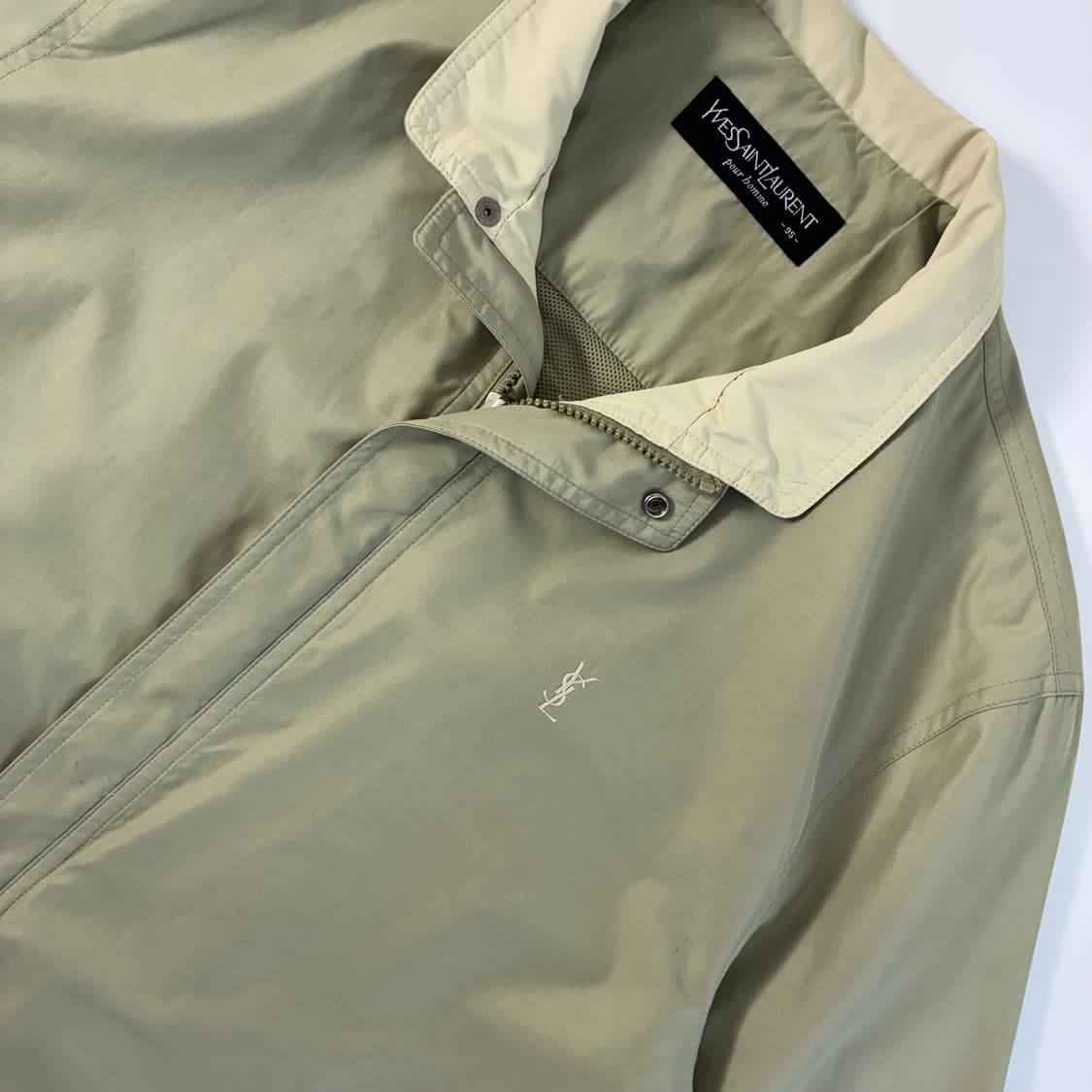 Yves Saint Laurent  입생로랑 자수 폴리쉘 베이지 블루종  상품이미지3