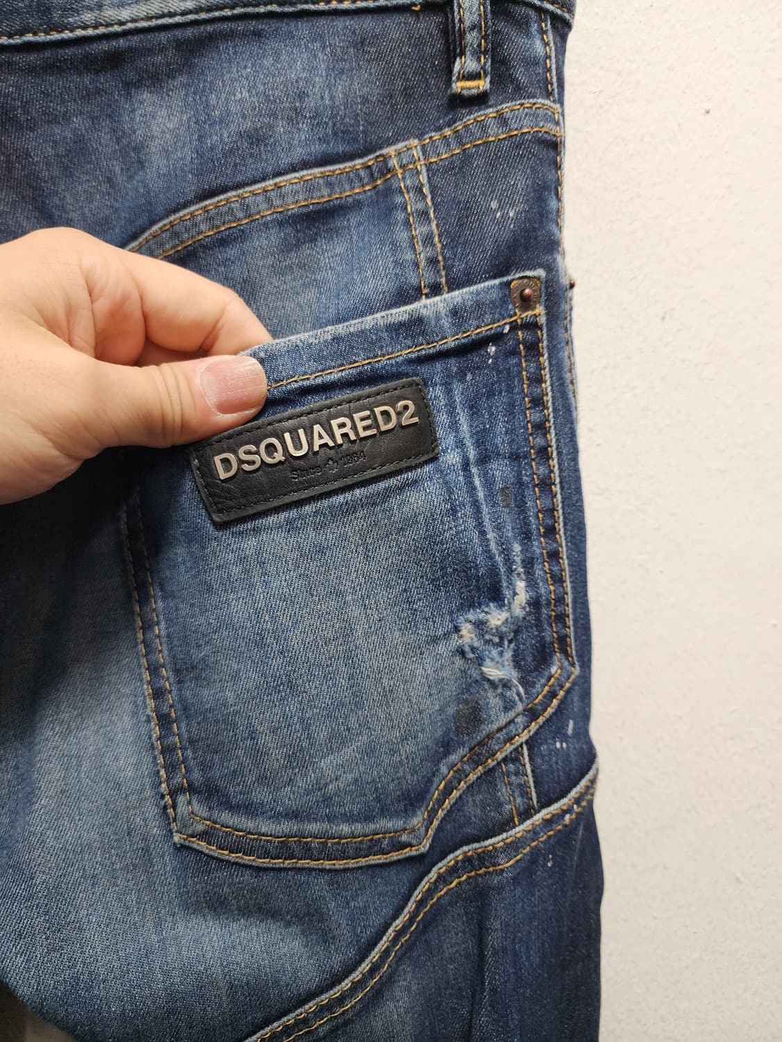 디스퀘어드2 데미지 가죽패치 청바지 상품이미지3