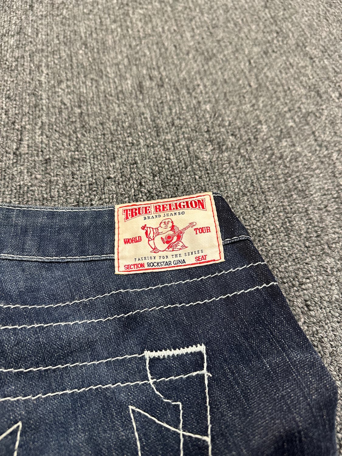 28) 트루 릴리젼 여성 부츠컷 데님팬츠 상품이미지4