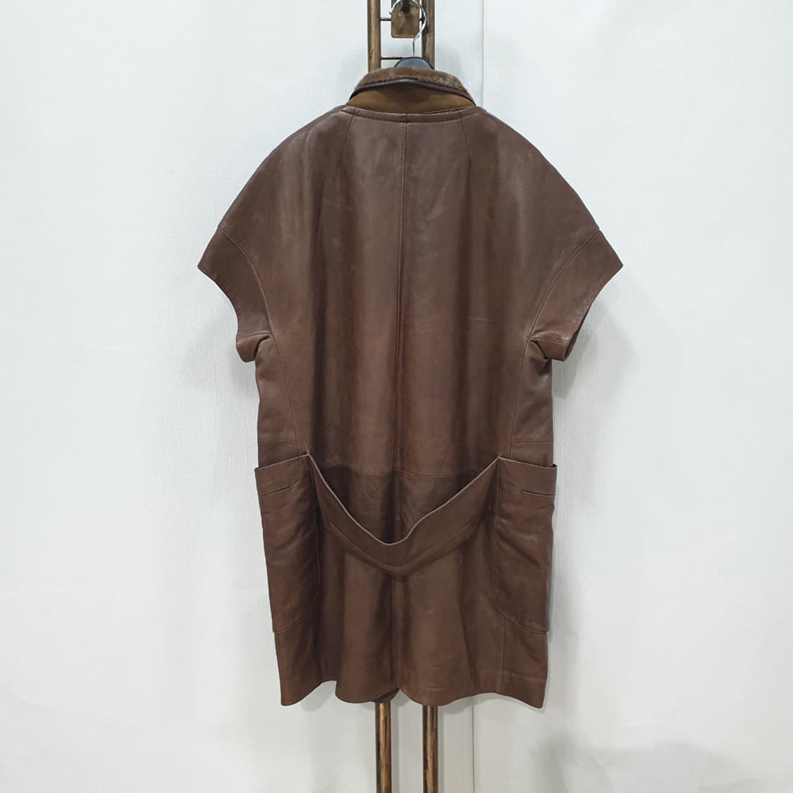 G.BOTTICELLI 양가죽 빈티지 베스트 66-77 상품이미지5